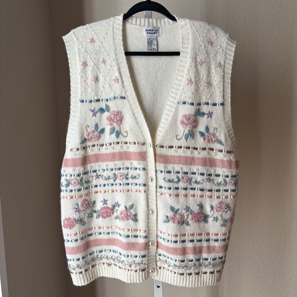 Vintage Women's Floral Knit Cardigan